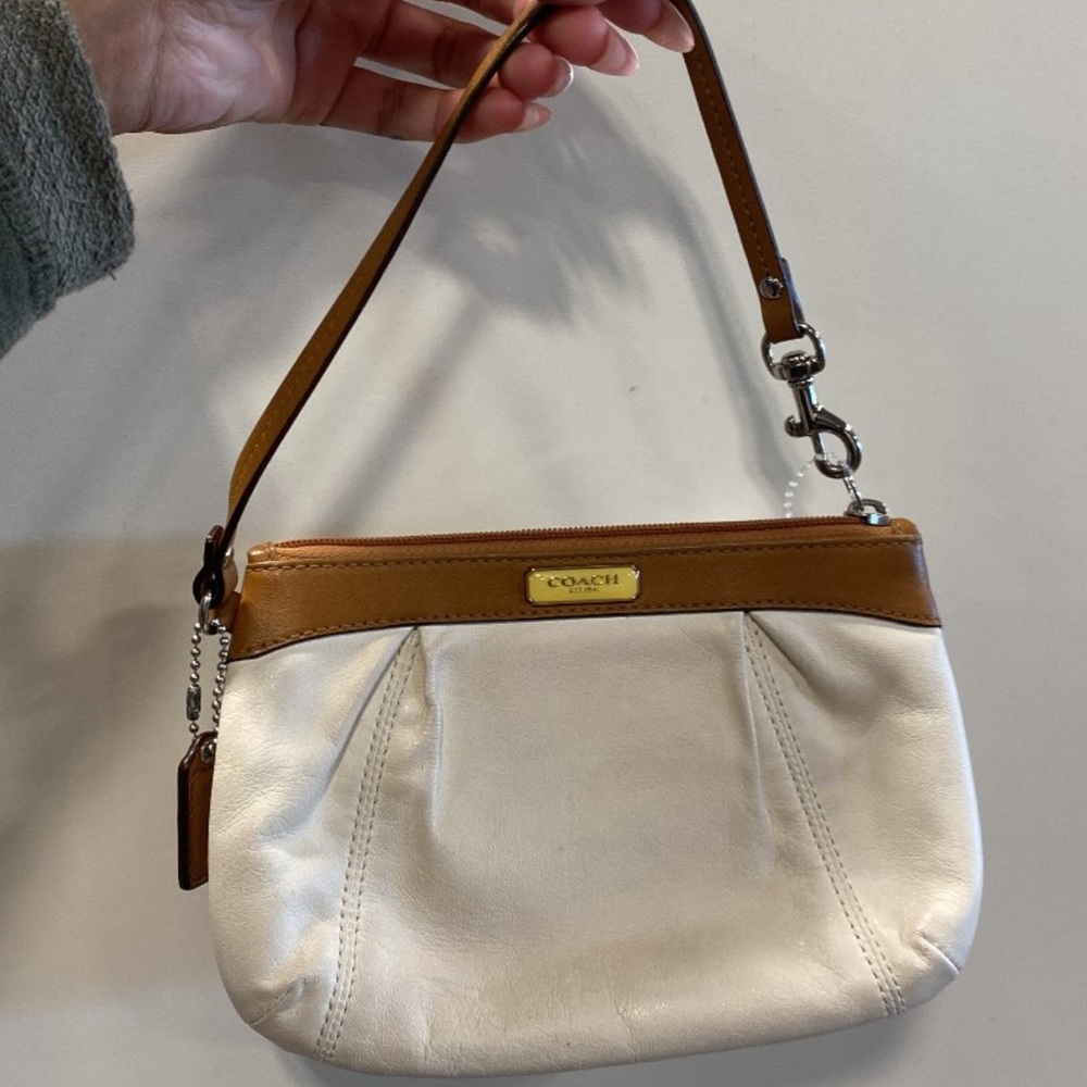 Coach Cream Leather Wristlet - Picture 6 of 6